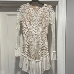 NWT White Party dress- prefect for beach, Tulum, bachelorette, bridal shower